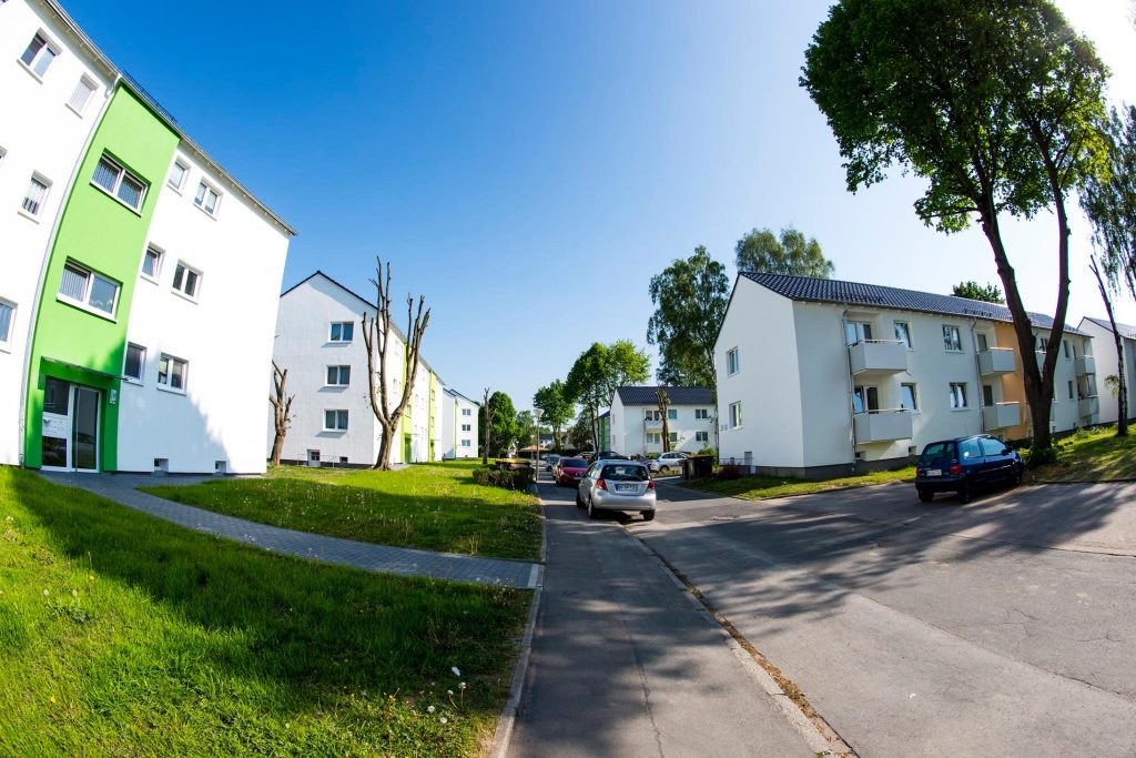 RHEINZINK-Dachentwässerung und Creaton Tonziegel für die MSA-Siedlung in Dortmund